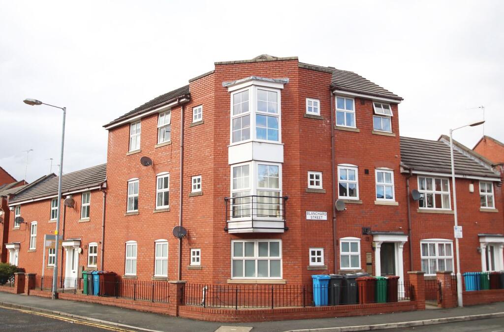 2 bed Apartment for rent in Manchester. From VitalSpace - South Manchester