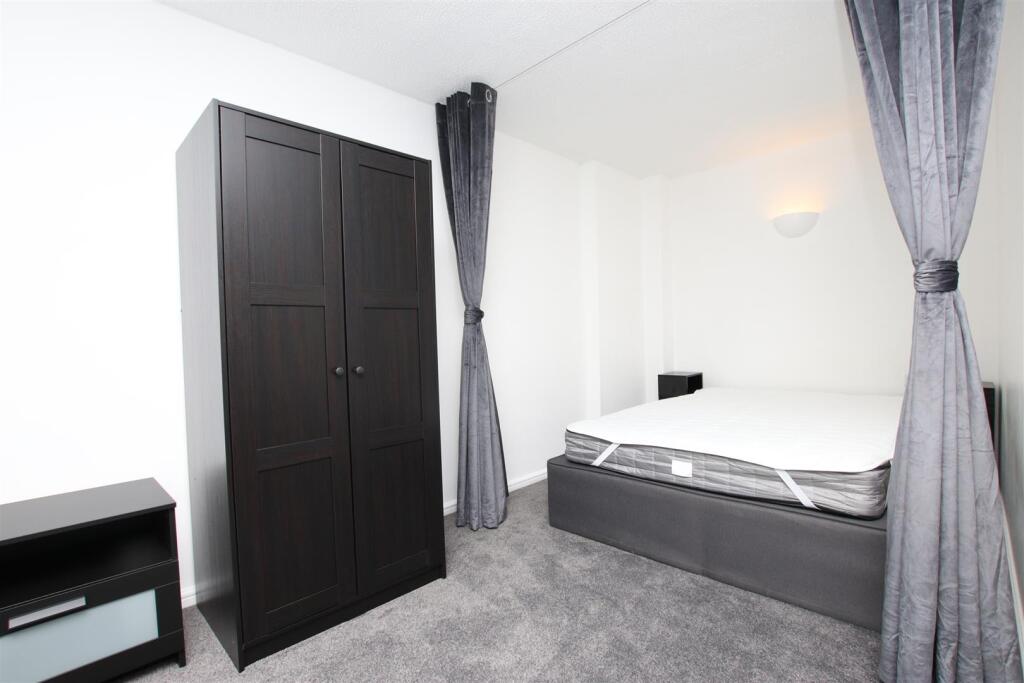4 bed 1st Floor Flat for rent in Bath. From Aspire to Move 4 bed 1st Floor Flat for rent in Bath. From Aspire to Move
