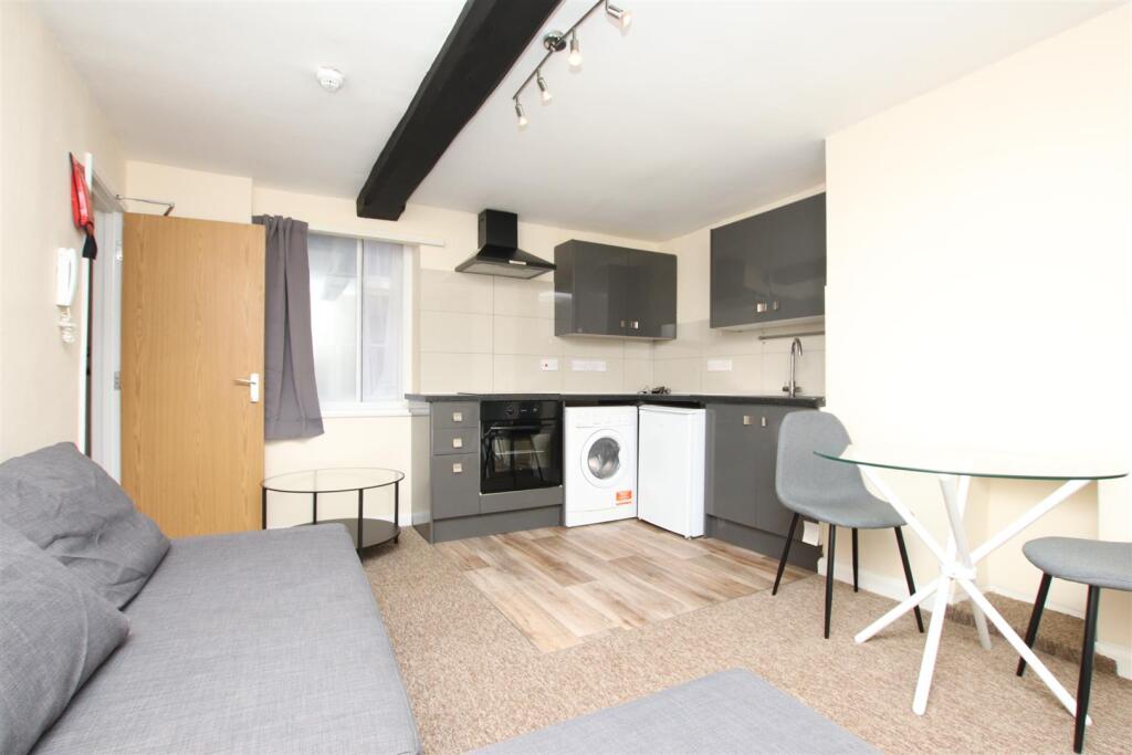 1 bed Apartment for rent in Bristol. From Aspire to Move