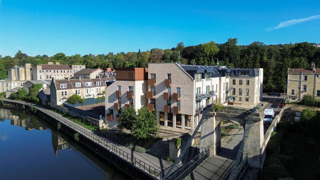 2 bed 1st Floor Flat for rent in Bath. From Aspire to Move