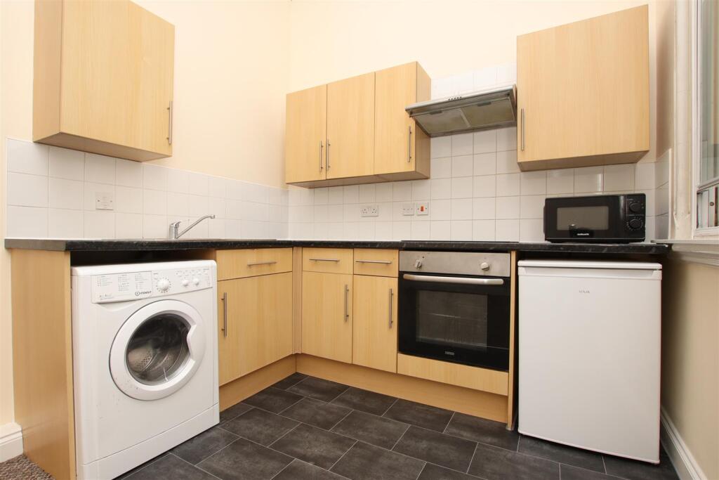 2 bed 1st Floor Flat for rent in Bristol. From Aspire to Move