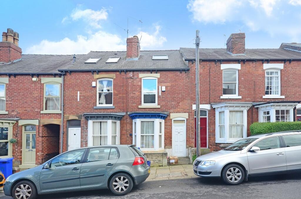 3 bed Mid Terraced House for rent in Long Line. From Whitehornes - Woodseats