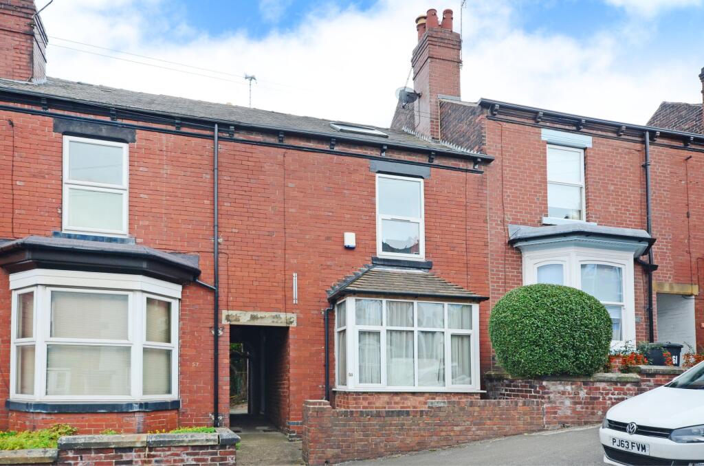 3 bed Mid Terraced House for rent in Long Line. From Whitehornes - Woodseats