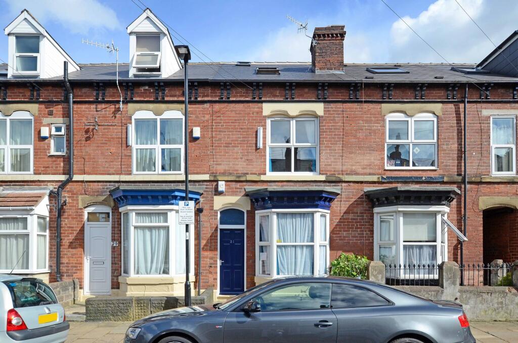 4 bed Mid Terraced House for rent in Long Line. From Whitehornes - Woodseats