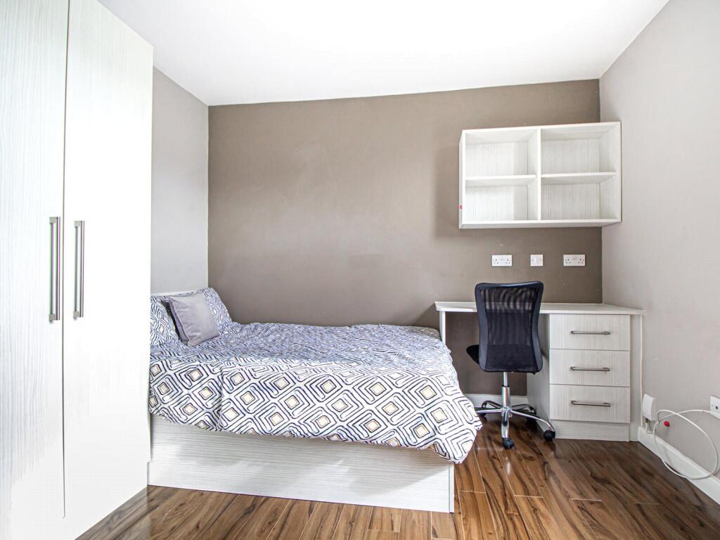 4 bed Apartment for rent in Leeds. From Beercocks - Cottingham