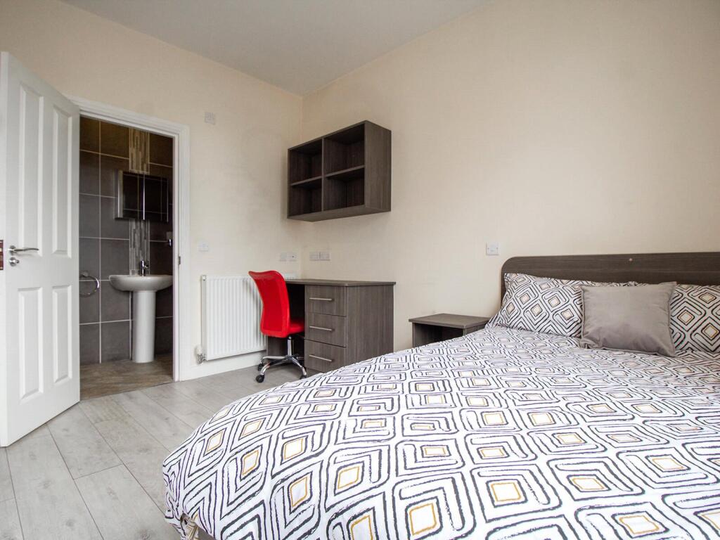 4 bed Apartment for rent in Leeds. From Beercocks - Cottingham