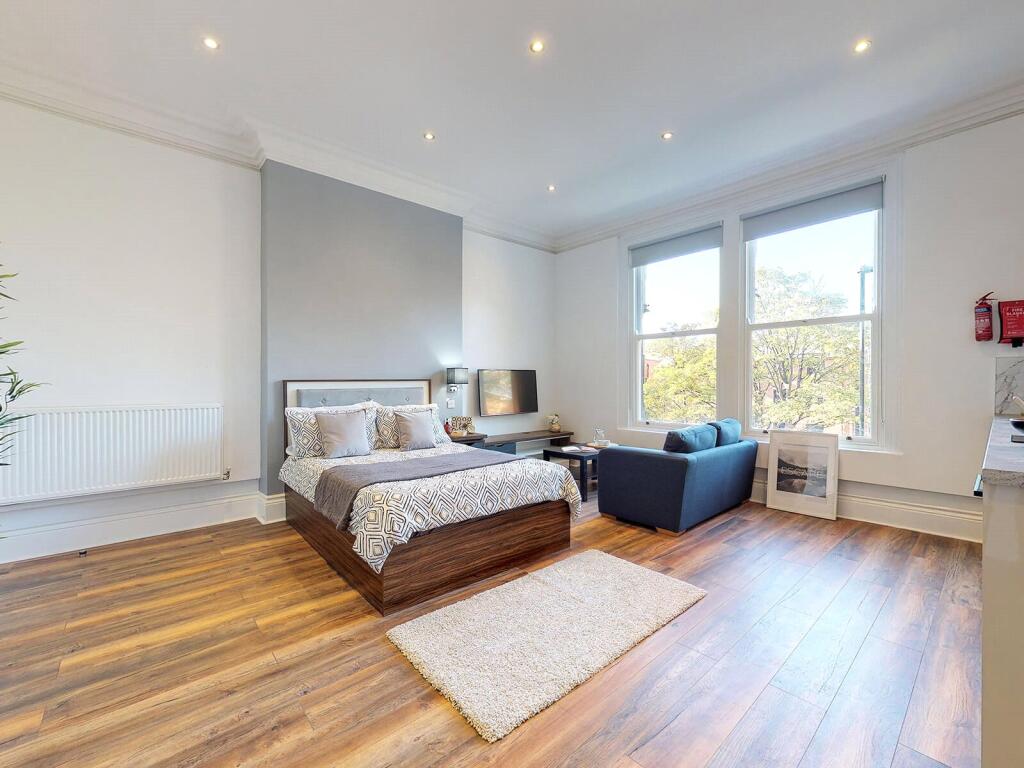 4 bed Apartment for rent in Leeds. From Beercocks - Cottingham