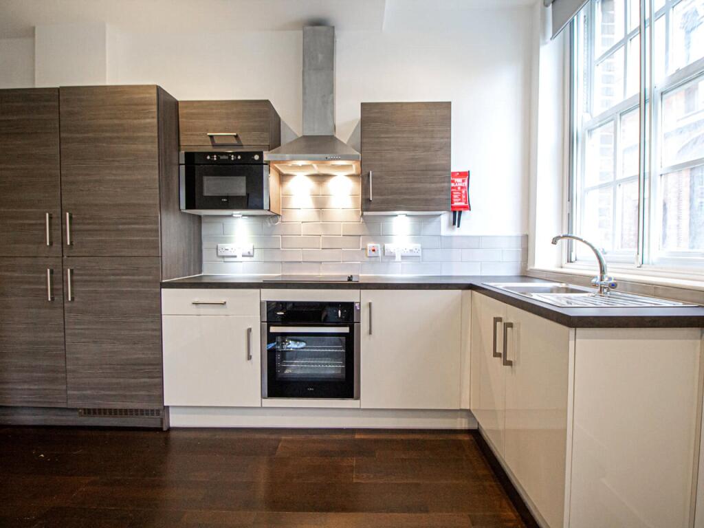 2 bed Apartment for rent in Leeds. From Beercocks - Cottingham