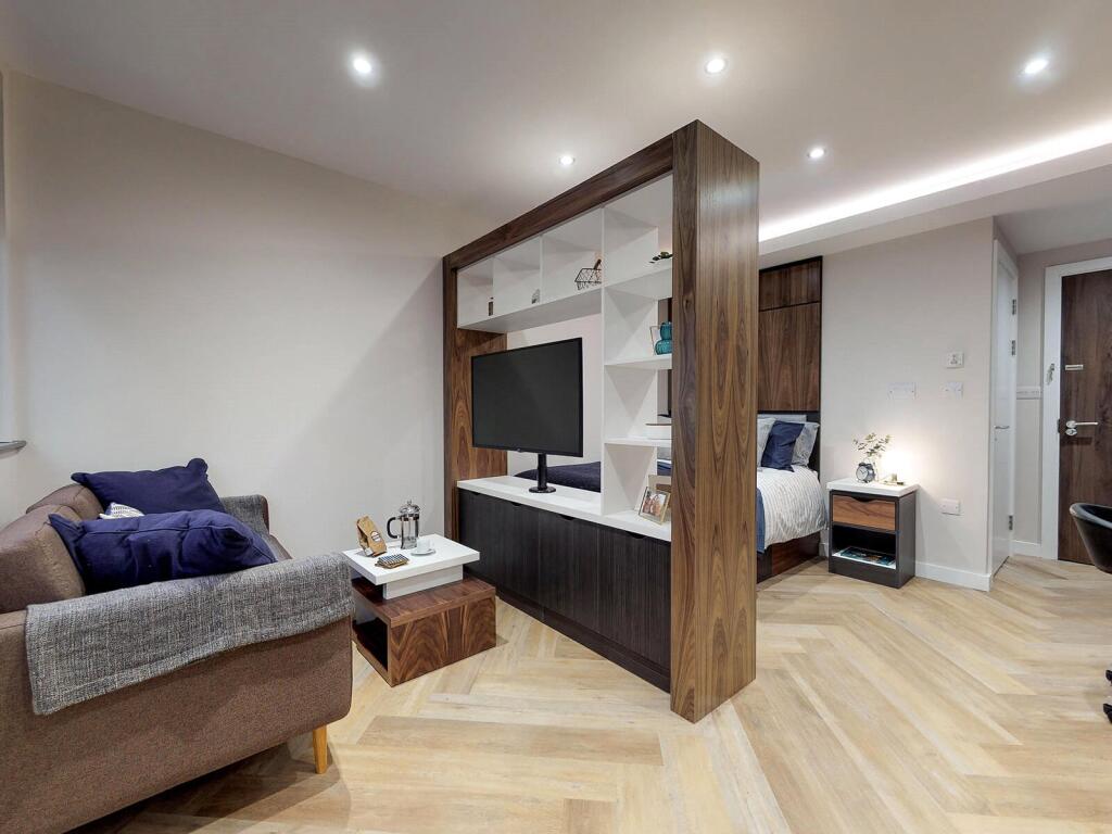 4 bed Apartment for rent in Leeds. From Beercocks - Cottingham 4 bed Apartment for rent in Leeds. From Beercocks - Cottingham