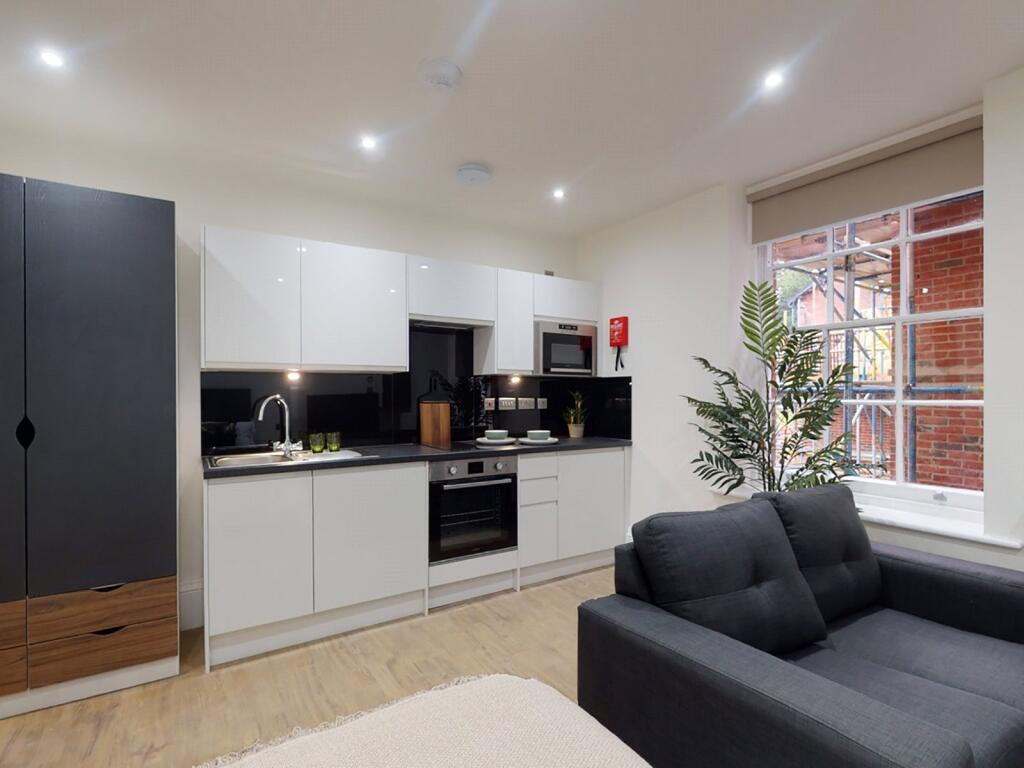 4 bed Apartment for rent in Leeds. From Beercocks - Cottingham 4 bed Apartment for rent in Leeds. From Beercocks - Cottingham