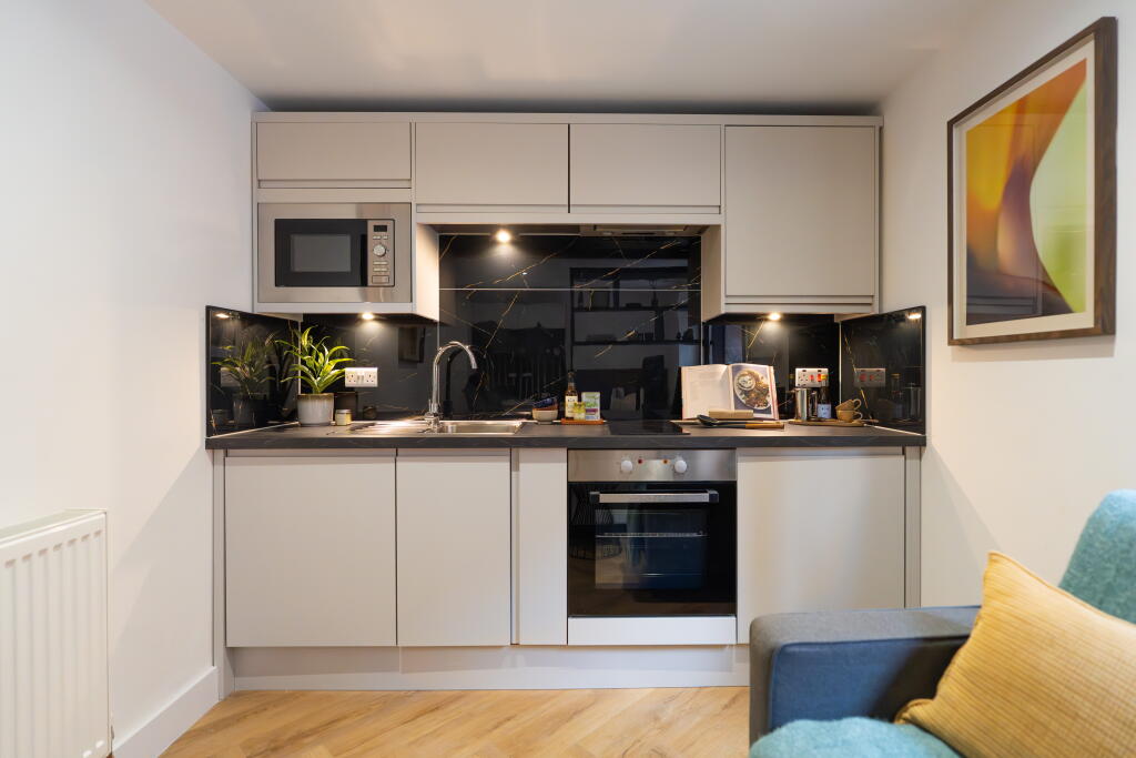 4 bed Studio for rent in Leicester. From Beercocks - Cottingham 4 bed Studio for rent in Leicester. From Beercocks - Cottingham