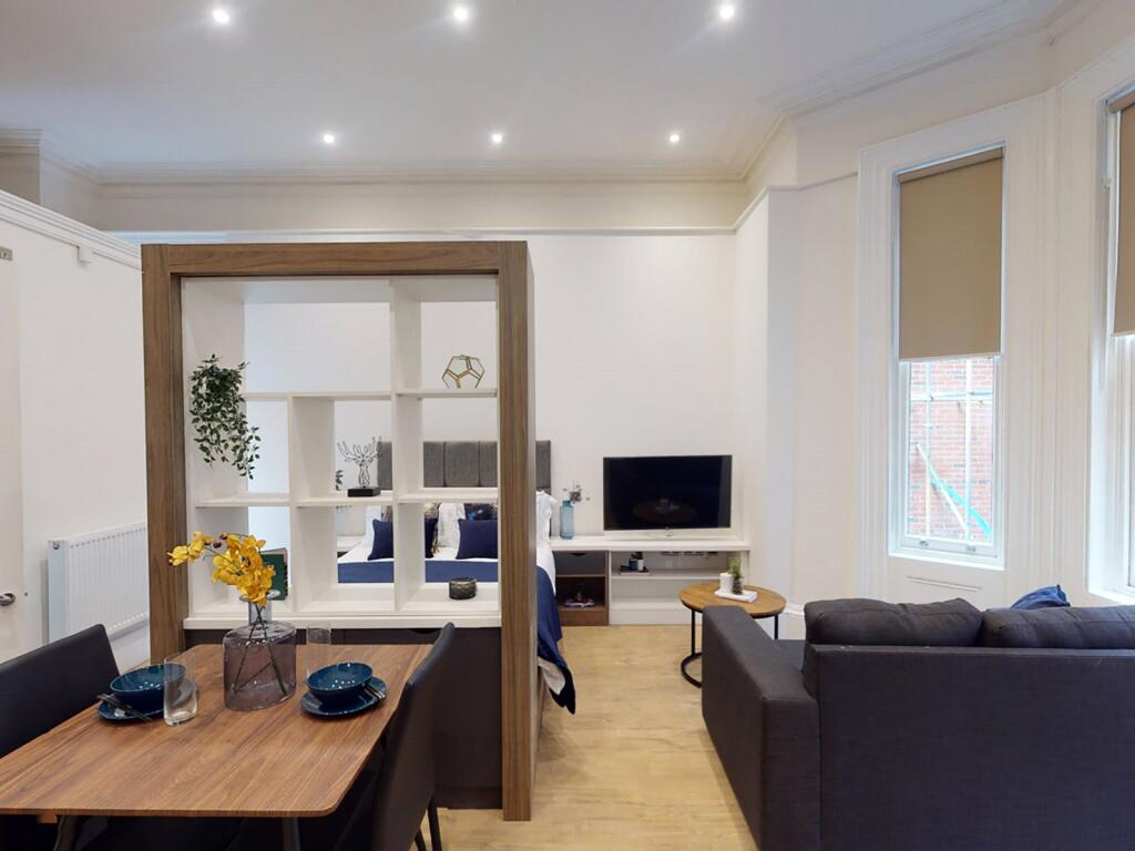 4 bed Apartment for rent in Leeds. From Beercocks - Cottingham