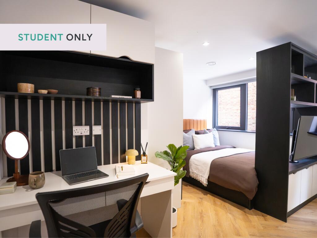 4 bed Studio for rent in Leicester. From Beercocks - Cottingham 4 bed Studio for rent in Leicester. From Beercocks - Cottingham