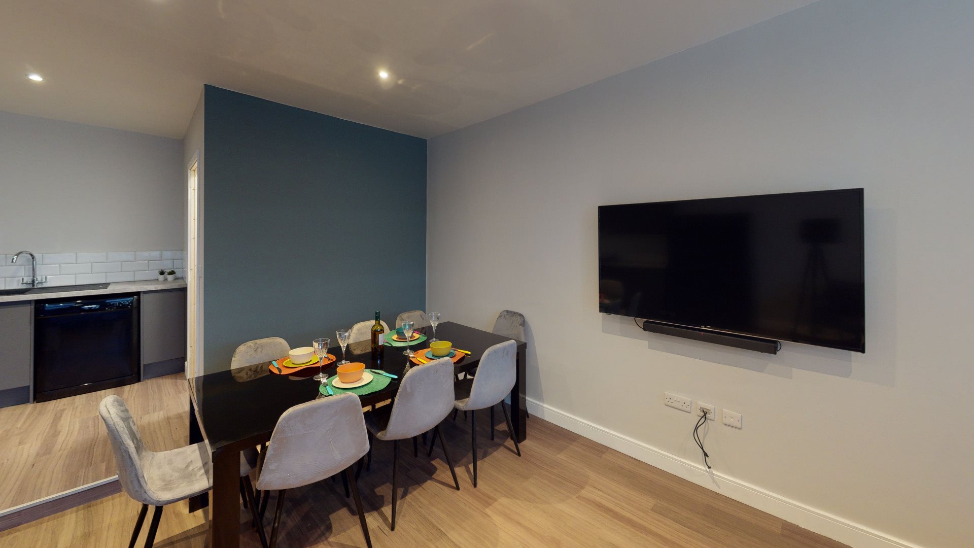 5 bed Flat for rent in Bristol. From Loc8me - Bristol