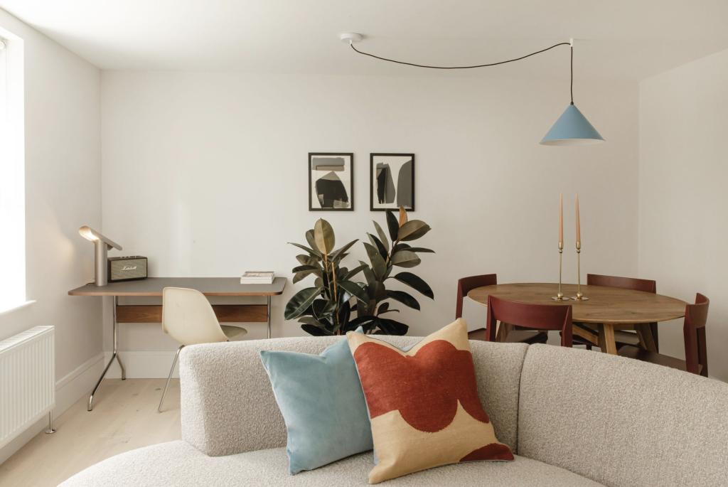 2 bed Apartment for rent in London. From Luxury Living Homes International