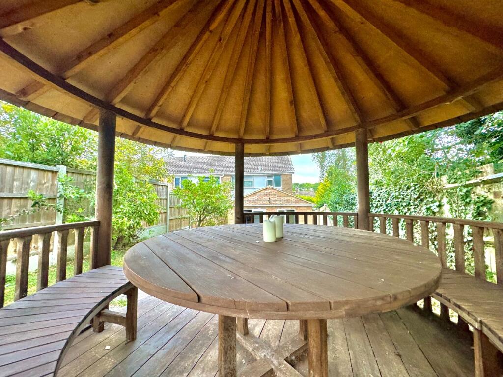 5 bed Semi Detached for rent in Tyler Hill. From Nicholas Humphreys - Canterbury 5 bed Semi Detached for rent in Tyler Hill. From Nicholas Humphreys - Canterbury