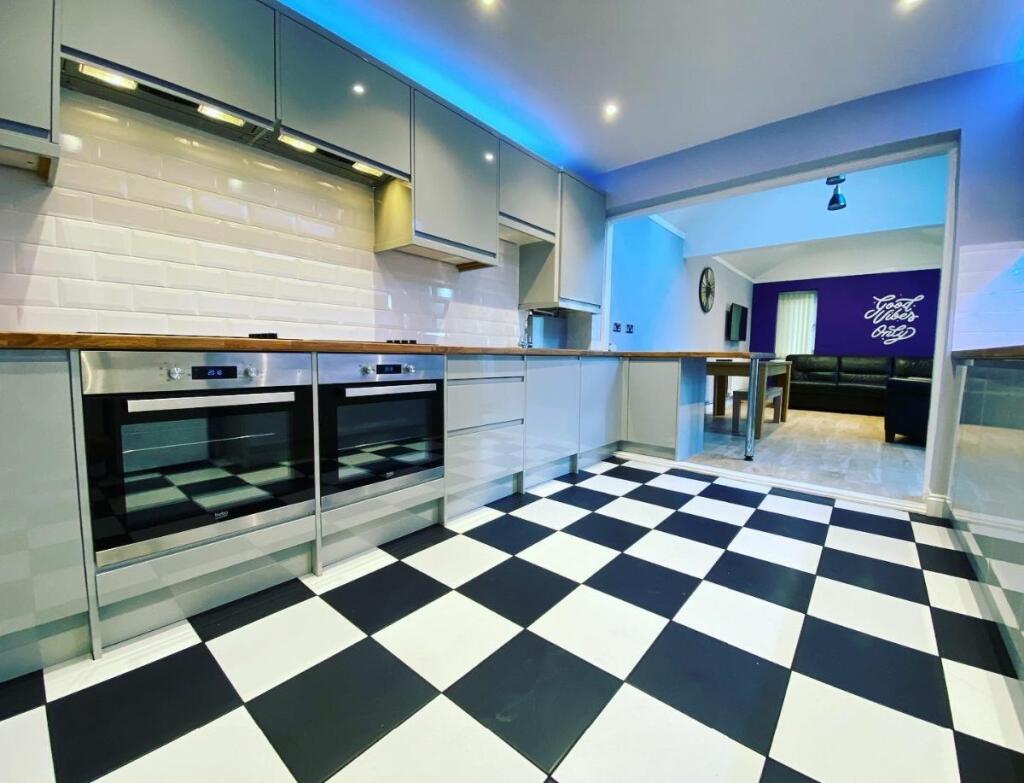6 bed Semi Detached for rent in Tyler Hill. From Nicholas Humphreys - Canterbury