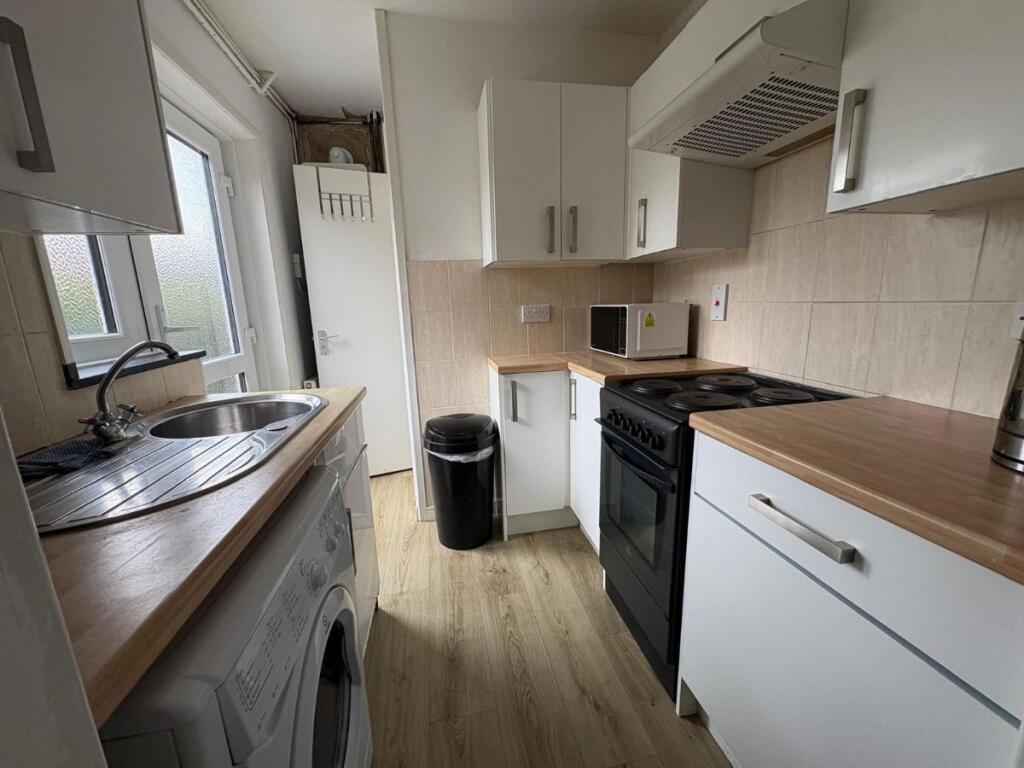 4 bed Semi Detached for rent in Canterbury. From Nicholas Humphreys - Canterbury 4 bed Semi Detached for rent in Canterbury. From Nicholas Humphreys - Canterbury