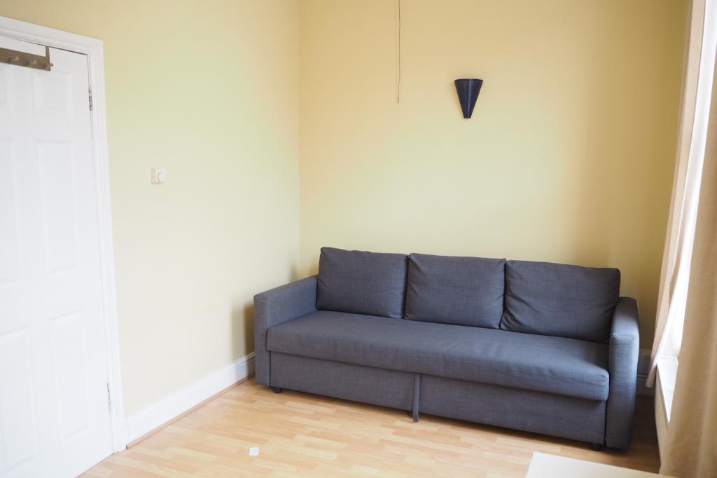 2 bed Flat for rent in London. From My Size My Place