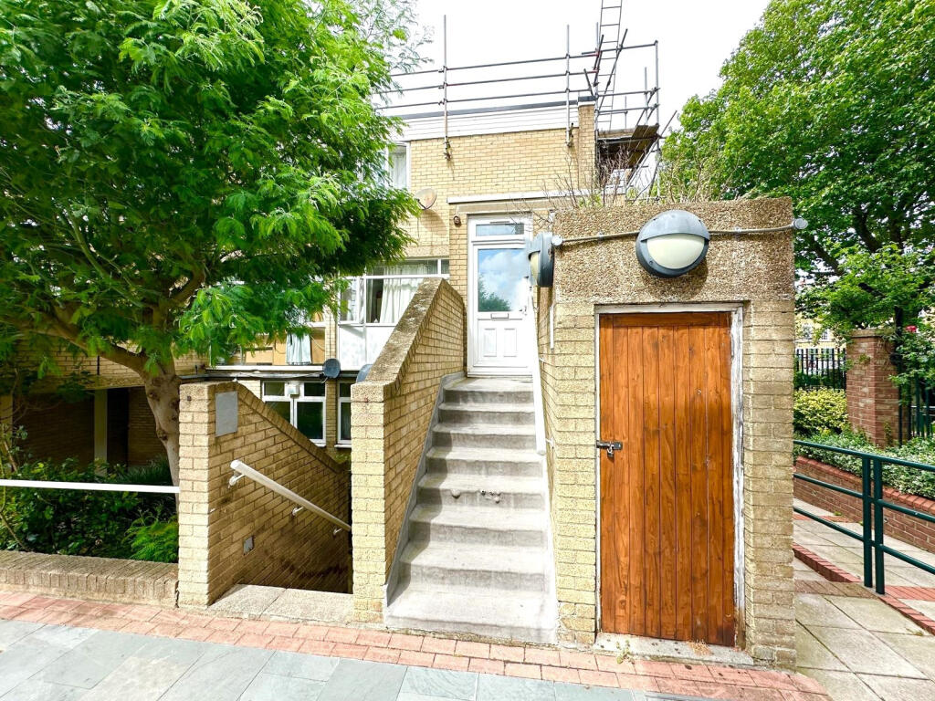 4 bed Annexe for rent in Camberwell. From Residential Links - London