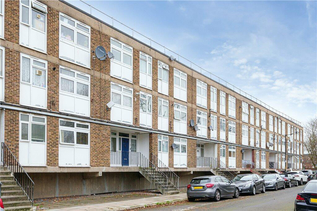 4 bed 1st Floor Flat for rent in Camberwell. From Residential Links - London