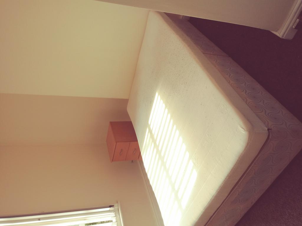 1 bed Studio Flat for rent in Leicester. From The Right Deal Sales and Letting Service - Nottingham