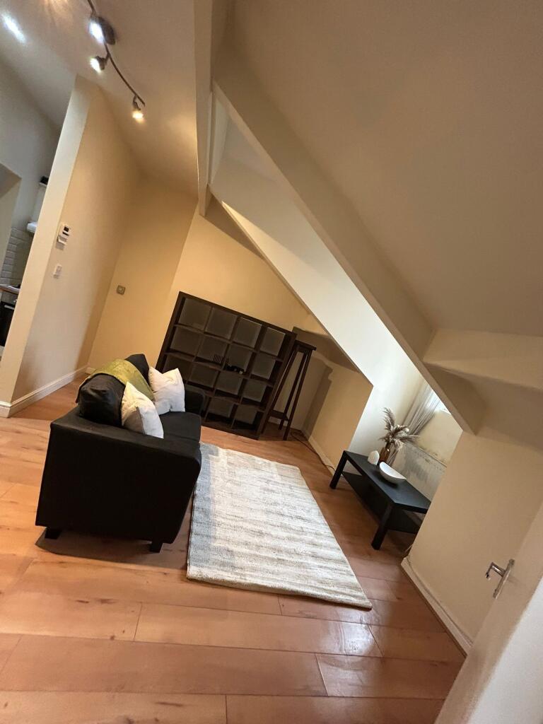 2 bed 1st Floor Flat for rent in Leeds. From Cityred Properties - Leeds 2 bed 1st Floor Flat for rent in Leeds. From Cityred Properties - Leeds