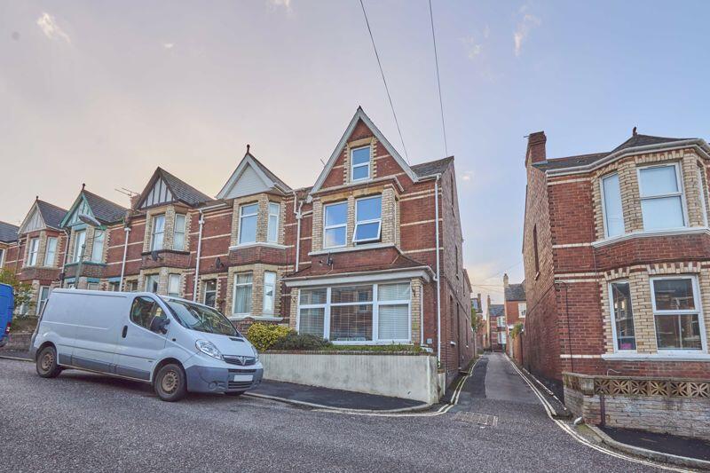 3 bed 1st Floor Flat for rent in Exeter. From Southgate Estates - Exeter 3 bed 1st Floor Flat for rent in Exeter. From Southgate Estates - Exeter