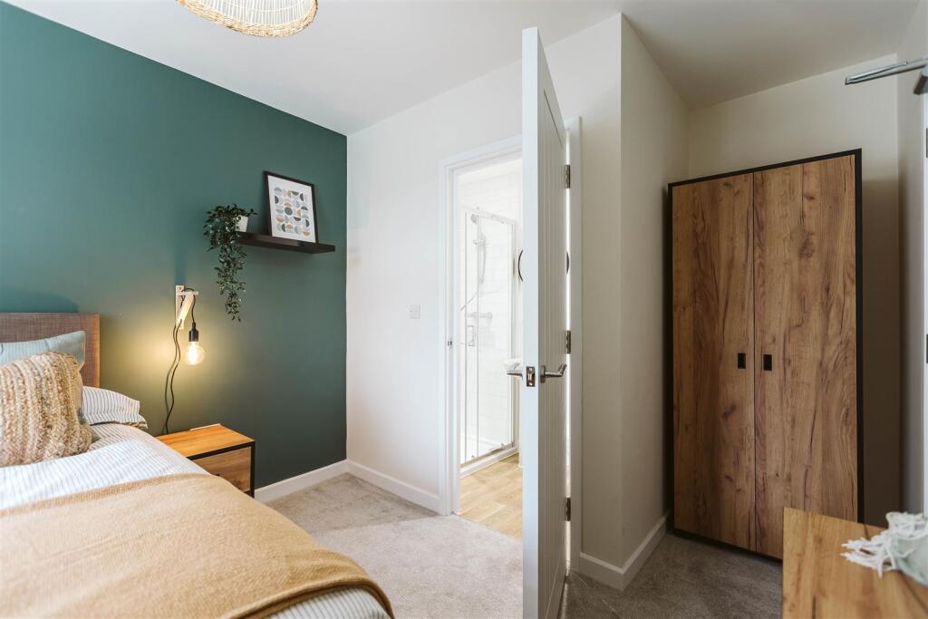 1 bed Mid Terraced House for rent in Bristol. From Front Door Lettings Ltd - Bristol