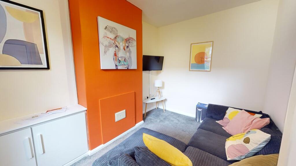 4 bed Mid Terraced House for rent in Nottingham. From Oak Student Letts 4 bed Mid Terraced House for rent in Nottingham. From Oak Student Letts