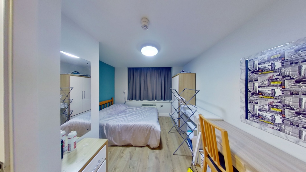 5 bed 1st Floor Flat for rent in Nottingham. From Oak Student Letts 5 bed 1st Floor Flat for rent in Nottingham. From Oak Student Letts