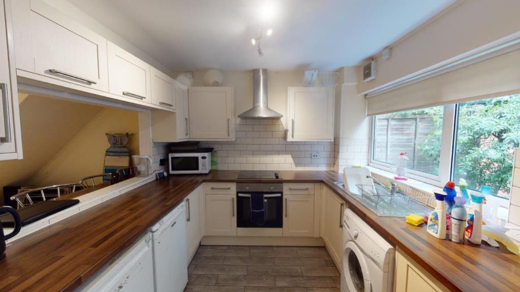 4 bed Semi Detached for rent in Nottingham. From Oak Student Letts