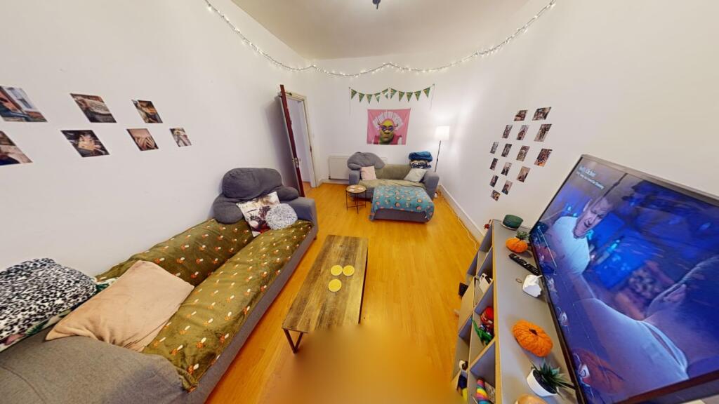 5 bed Mid Terraced House for rent in Nottingham. From Oak Student Letts