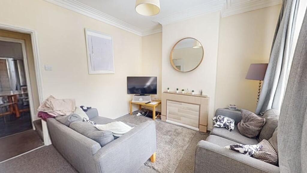 4 bed Mid Terraced House for rent in Nottingham. From Oak Student Letts