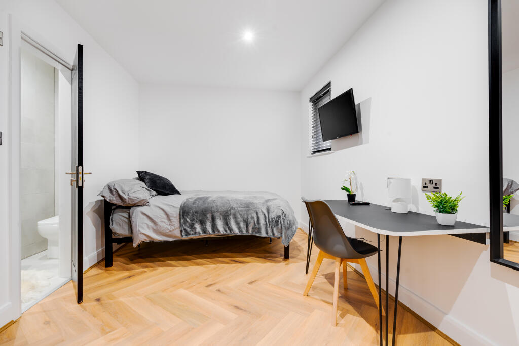 6 bed Detached for rent in Liverpool. From Bric Living - Liverpool