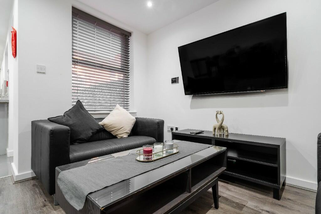 6 bed Detached for rent in Liverpool. From Bric Living - Liverpool