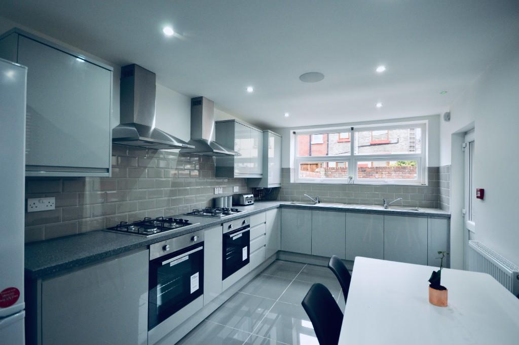 9 bed Mid Terraced House for rent in Liverpool. From Bric Living - Liverpool
