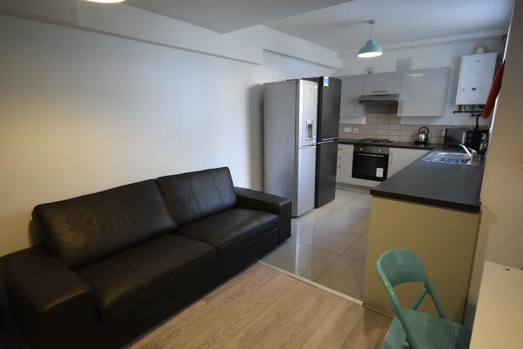 6 bed Mid Terraced House for rent in Liverpool. From Bric Living - Liverpool