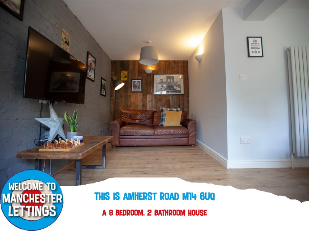 8 bed Detached for rent in Gatley. From Welcome To Manchester Lettings