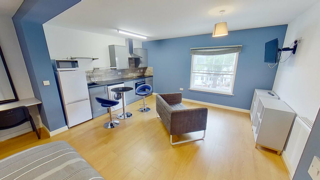 4 bed Studio for rent in Nottingham. From Mega Close - Nottingham