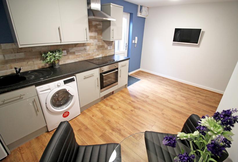 4 bed Studio for rent in Nottingham. From Mega Close - Nottingham