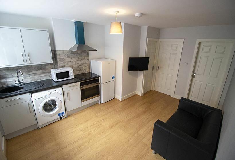 2 bed 1st Floor Flat for rent in Nottingham. From Mega Close - Nottingham