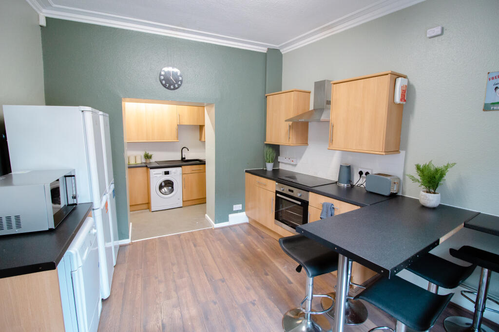 6 bed Town House for rent in Nottingham. From Mega Close - Nottingham