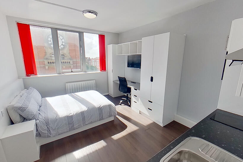4 bed Studio for rent in Nottingham. From Mega Close - Nottingham