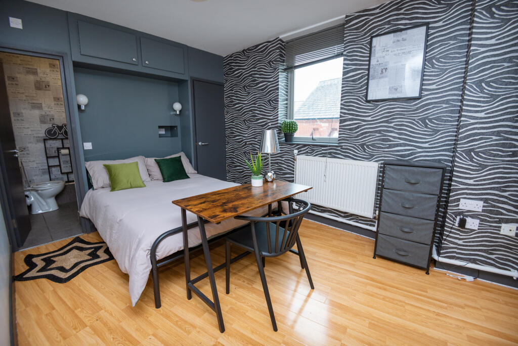 4 bed Studio for rent in Nottingham. From Mega Close - Nottingham