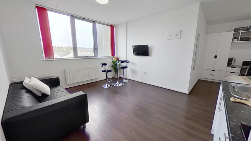 4 bed Studio for rent in Nottingham. From Mega Close - Nottingham