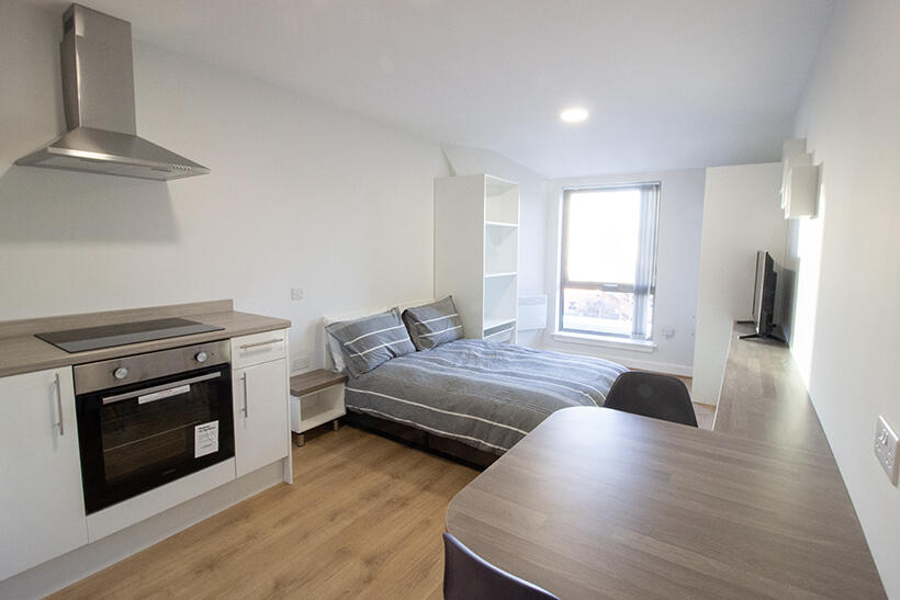 4 bed Studio for rent in Nottingham. From Mega Close - Nottingham