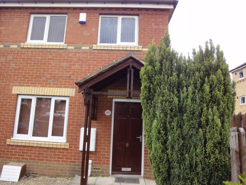 4 bed Mid Terraced House for rent in Sheffield. From MAF Students