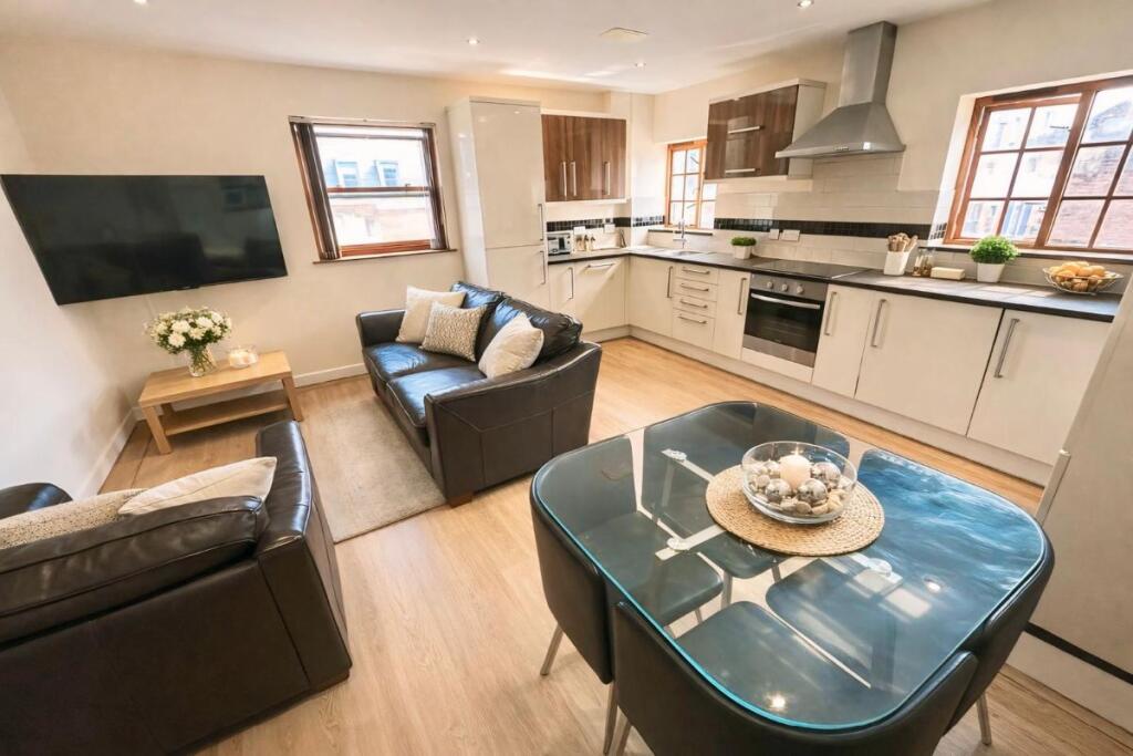 4 bed 1st Floor Flat for rent in Sheffield. From MAF Students