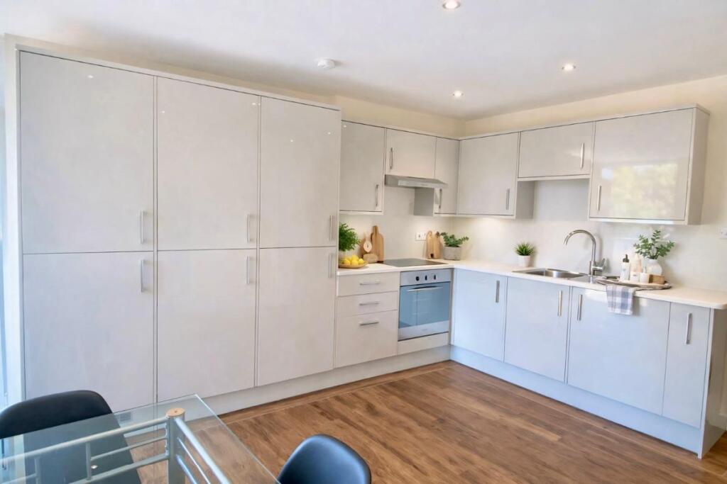 4 bed 1st Floor Flat for rent in Dungworth. From MAF Students